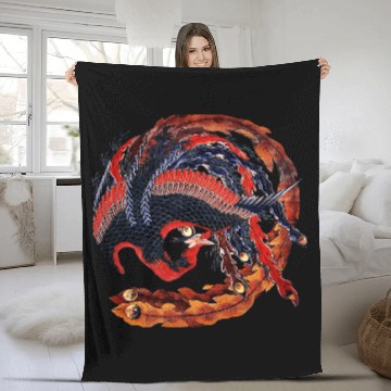 Discover Phoenix that glares in all directions by Hokusai Fleece Blankets