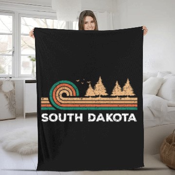 Discover South Dakota Vintage Pine Outdoors Souvenir Fleece Blankets