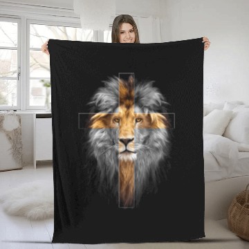 Discover Jesus Lion of Judah Fleece Blankets