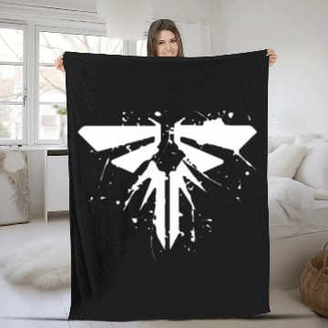 Discover the last of us fireflies ellie joel abby Fleece Blankets
