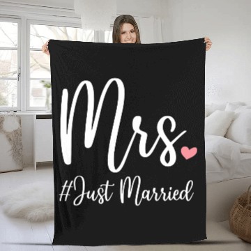 Discover Mrs Just Married, Mr Mrs Wedding Newlywed Matchin Fleece Blankets