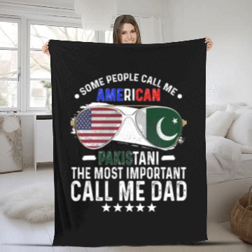 Discover Pakistani American Dad Fathers Day Papa Pakistan Fleece Blankets