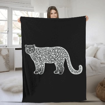 Discover Snow Leopard - hand drawn detailed animal design Fleece Blankets