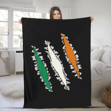 Discover Slashed Ireland Flag | Irish Men Women Fleece Blankets