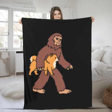 Discover Bigfoot Sasquatch Walking Pomeranian Fleece Blankets