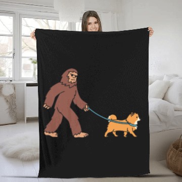 Discover Bigfoot Sasquatch Walking Pomeranian Fleece Blankets