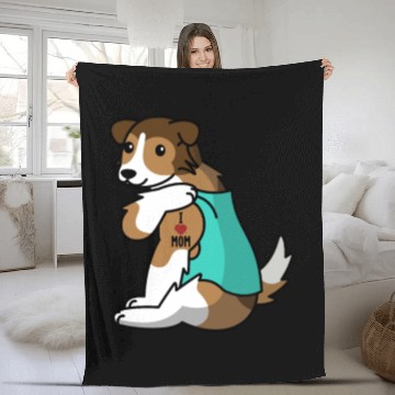 Discover I Love Mom Tattoo Shetland Sheepdog Fleece Blankets
