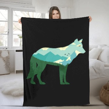 Discover Mountain Wolf Fleece Blankets