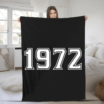 Discover 1972 Year In White Fleece Blankets