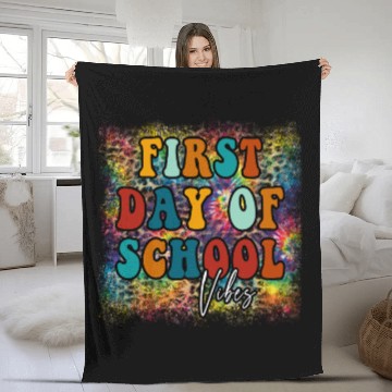 Discover First Day Of School Vibes Rainbow Design tie dye Fleece Blankets