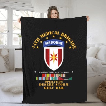 Discover Army 44th Medical Brigade Desert Storm w DS Svc Fleece Blankets