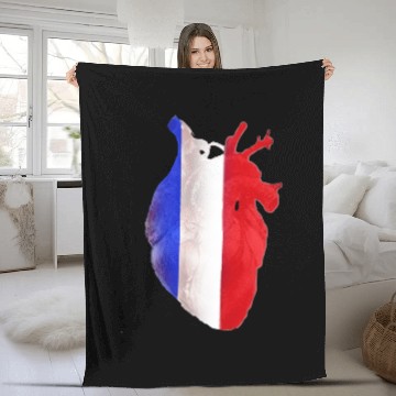 Discover love france Fleece Blankets