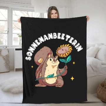 Discover Sonnenanbeeterin Squirrel & Sunflower-Themed Fleece Blankets
