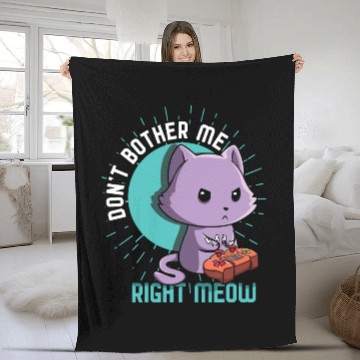 Discover Meow Kawaii Cat Playing Video Game Lover Gaming Fleece Blankets