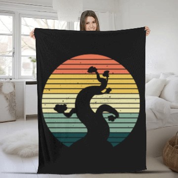 Discover Bonsai Tree Retro Vintage Miniature Gardening Gift Fleece Blankets