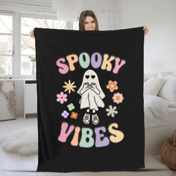Discover Spooky Season Retro Vintage Floral Halloween Fleece Blankets