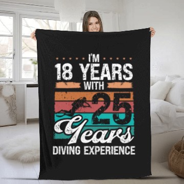 Discover 43 Birthday Idea Scuba Diving 43 Year Old Diver Fleece Blankets