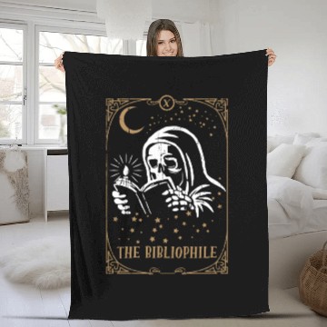 Discover Skeleton Bibliophile Tarot Card Occult Club Gothic Fleece Blankets