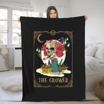 Discover Grower Plants Tarot Card Occult Club Gothic Fleece Blankets