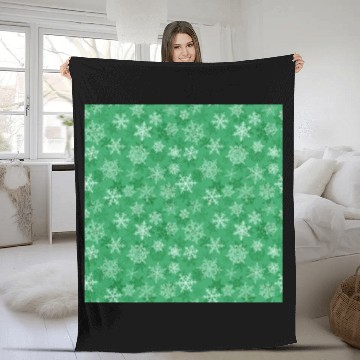 Discover Pretty Green Snowflakes Pattern Fleece Blankets