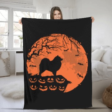 Discover Keeshond And Moon Halloween Funny Dog Lover Gift Fleece Blankets