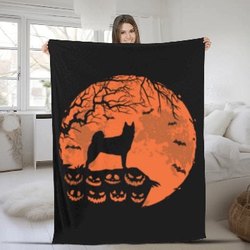 Discover Norwegian Buhund And Moon Halloween Dog Lover Gift Fleece Blankets