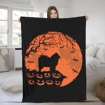 Discover Samoyed Dog And Moon Halloween Funny Dog Lover Fleece Blankets