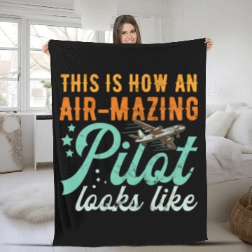 Discover Aircraft Pun Airmazing Pilot - Airline Pilot Fleece Blankets