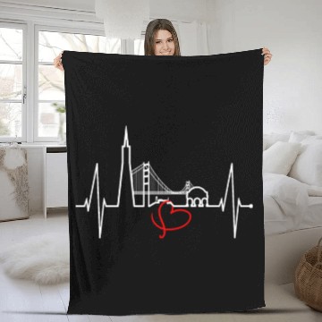 Discover San Francisco Skyline Heartbeat California Lover Fleece Blankets