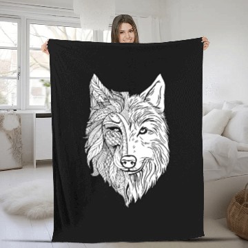 Discover Wolf Fleece Blankets