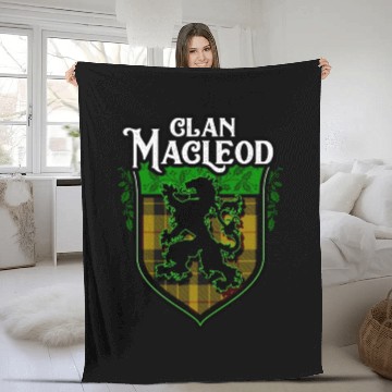 Discover Clan MacLeod Scottish Tartan Rampant Lion Celtic Fleece Blankets