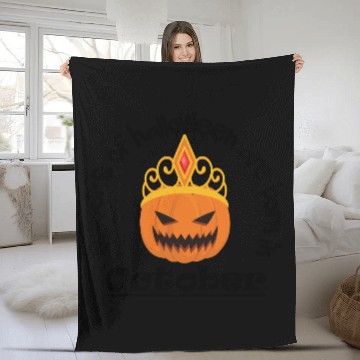 Discover Queens of halloween are born in october Fleece Blankets