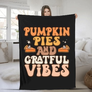 Discover Retro Pumpkin Pies Grateful Vibes Thanksgiving Fleece Blankets