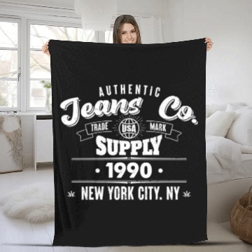 Discover New York City Born In 1990 Vintage Birthday Fleece Blankets