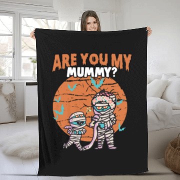 Discover Are You My Mummy Spooky Halloween Pun For Momster Fleece Blankets