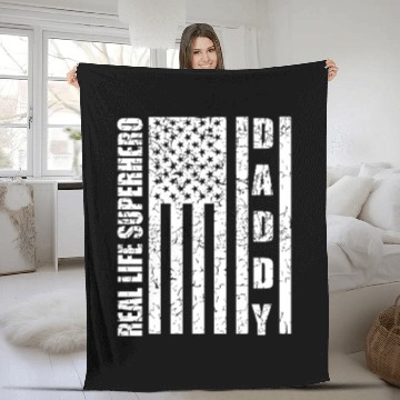 Discover Real Life Superhero daddy Vintage USA Flag Fleece Blankets