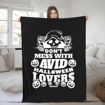 Discover Skeleton with pumpkin Fleece Blankets