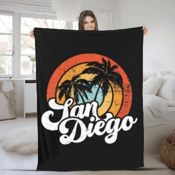Discover San Diego Gift San Diego Summer Lover Fleece Blankets