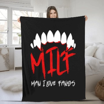 Discover MILF Man I Love Fangs Funny gift Halloween Vampire Fleece Blankets