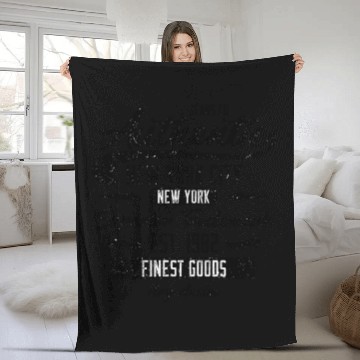 Discover New York City Born In 1982 Vintage Birthday Fleece Blankets