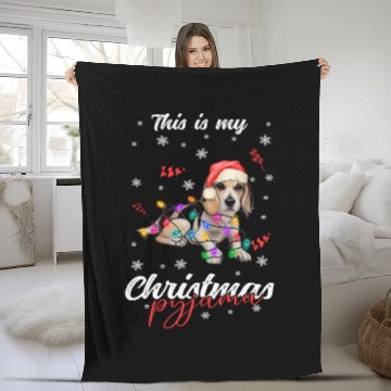 Discover Winter Christmas Pyjama Beagle Fleece Blankets