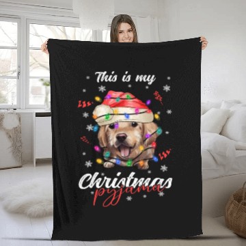 Discover Winter Christmas Pyjama Golden Retriever Fleece Blankets