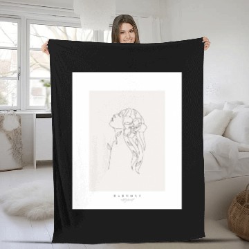 Discover beige minimalist woman line art Fleece Blankets