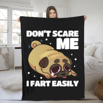 Discover Don't Scare Me I Fart Easily, Pug Kawaii Fleece Blankets