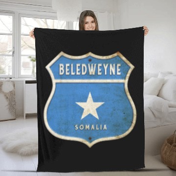 Discover Beledweyne Somalia Crest Flag Design Fleece Blankets