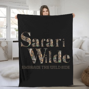 Discover Safari Wilde Camo Mossy Oak Tan Fleece Blankets