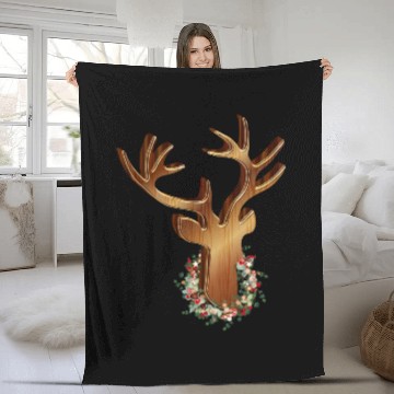 Discover Deer head in wood look with Christmas wreath Fleece Blankets