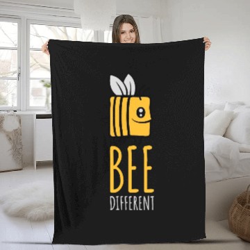 Discover bee different saying quote Fleece Blankets
