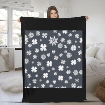Discover Snowflake pattern on the navy background Fleece Blankets