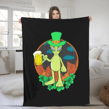 Discover St Patrick's Day Drinking Alien Fleece Blankets